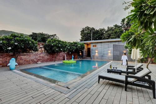 ELIVAAS Radhyam Luxe 2BHK Villa with Pvt Pool