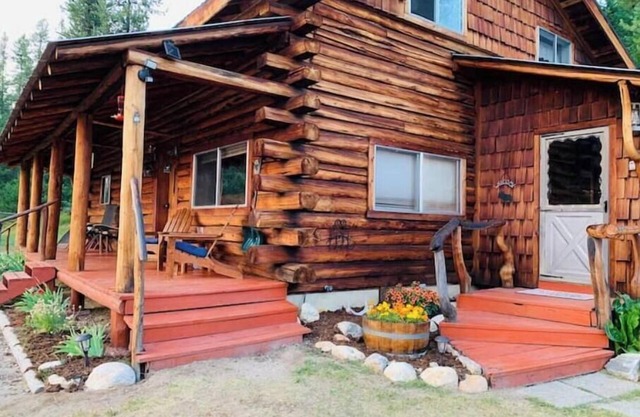 Elk City Escape - Amazing Views, Elk, & Wildlife