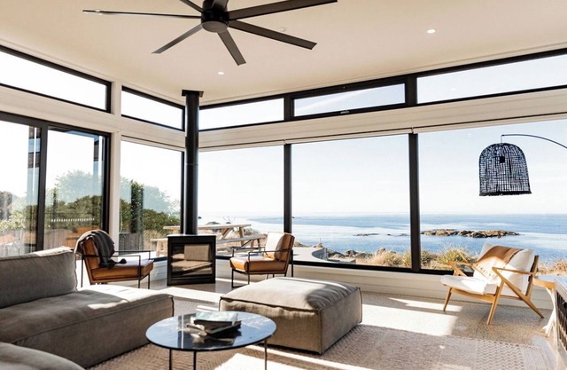 Embers Bay of Fires - A holiday home like no other