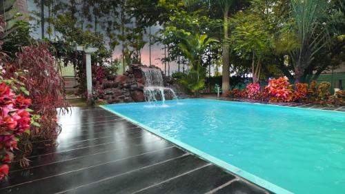 Emerald - 2BR Pool Villa near Bangalore Airport
