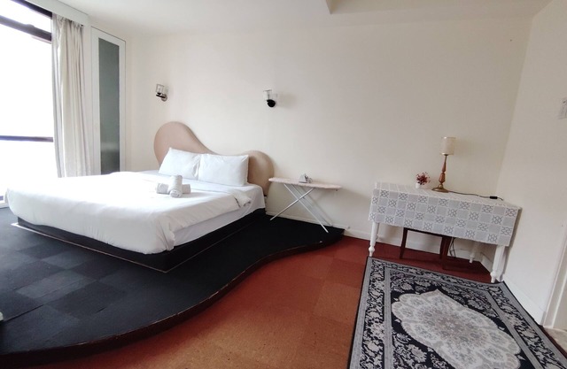 Enchanting apartment with AC in vibrant Kuala Lumpur