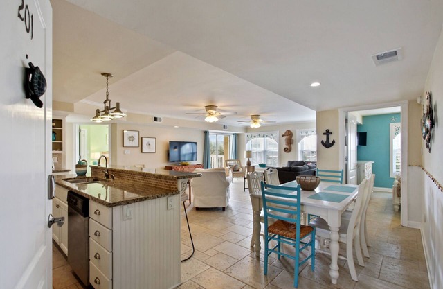 Enjoy the Beach and Indoor Pool at Tybee Island's Desireable South Beach Area