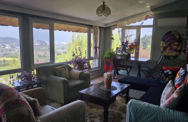 Enjoyable farmhouse with AC in Yalova - 3 bedrooms