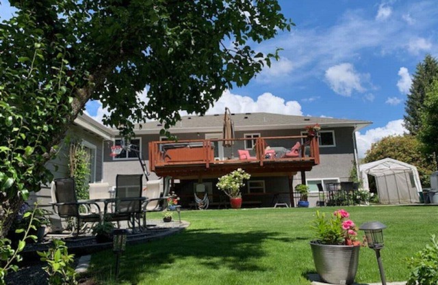 Entire guest suite hosted by Diane