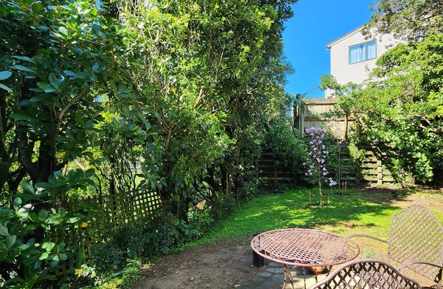 Entire private bushy spot in Johnsonville, Wellington