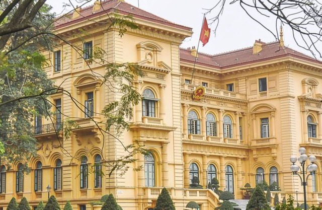 Entire TU House Homestay with 7 Bedrooms fits up to 20 guests