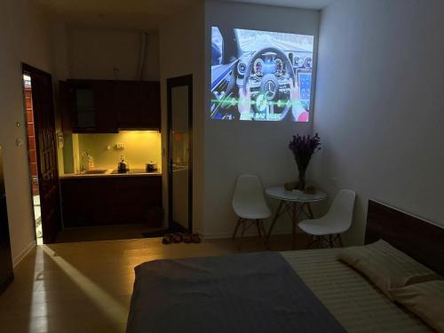 Era Apartment Chua Ha