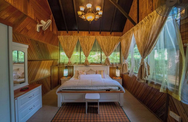 Escape to Nature Cozy Terrace Room by the River