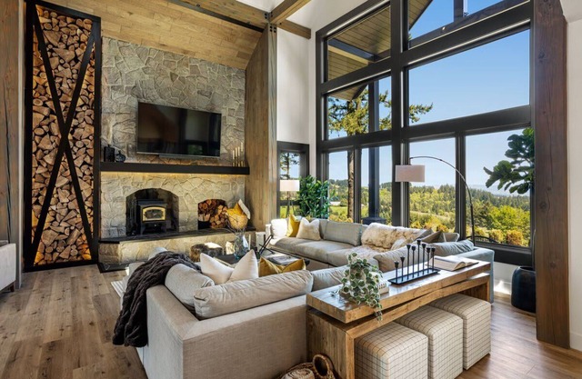 Escape to Wine Country, Luxurious Getaway Awaits!