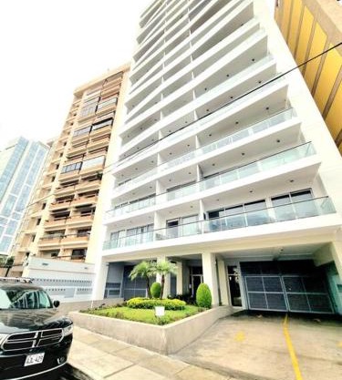 Espacio Luxury Apartments - Malecón 28 de Julio.
