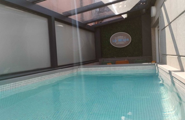 Espectacular Ático con Piscina en el Centro