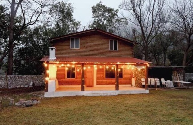 Estancia Casa de piedra. CABIN