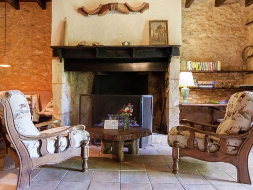 Estate in Dordogne near Sites