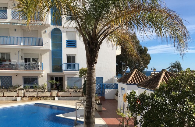 Estepona Marina Front Line-Lovely 3 Bed, 2 Bath, AC, FastInternet, UKTV, Parking