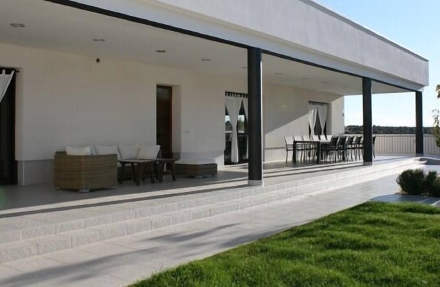 Ester House for 12 people