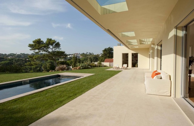Estoril Modern Villa, heated pool, 800m to the beach, excluvise área