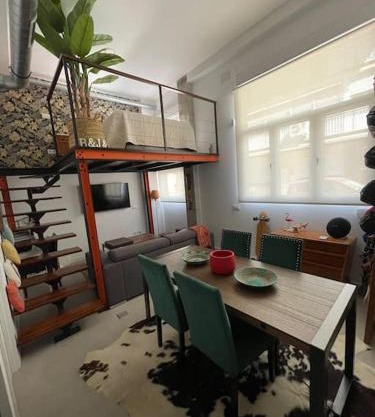 Estudio céntrico junto Wanda, Ifema y aeropuerto