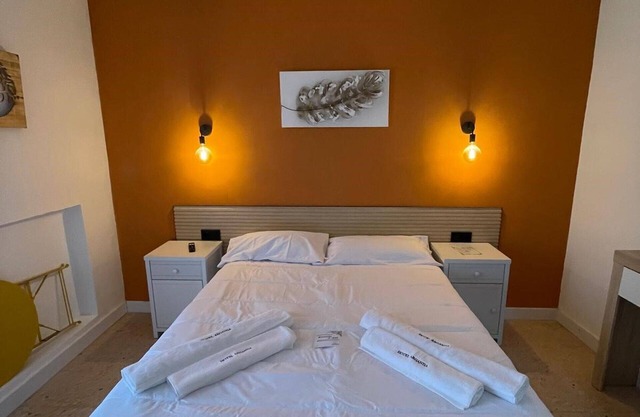 Estudio con Cama Matrimonio en Arganda del Rey, Madrid Cocina y Balcón