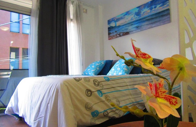 Estudio con encanto en la playa (aptos.salinetas)