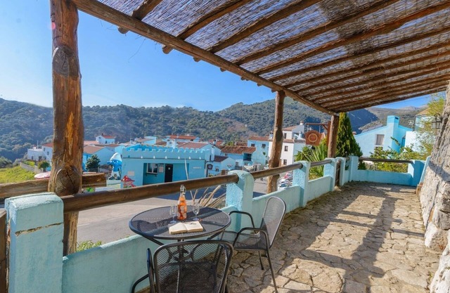 Estudio Juzcar Júzcar by Ruralidays