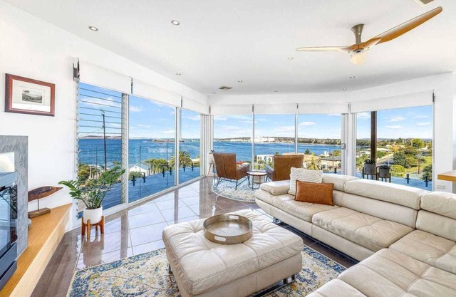 ETIVE MOR - Breath-taking views over Boston Bay