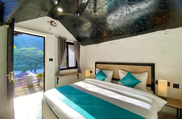 Euphoric River Resort