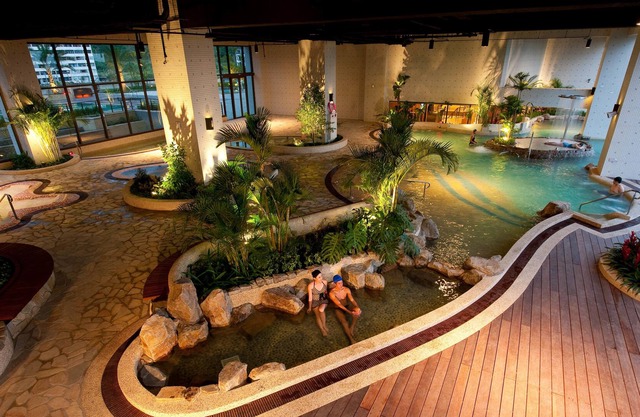 Evergreen Resort Hotel (Jiaosi)