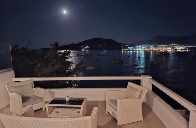 Exceptional Residence 80m2,overhelming view to sunrise and direct access to sea