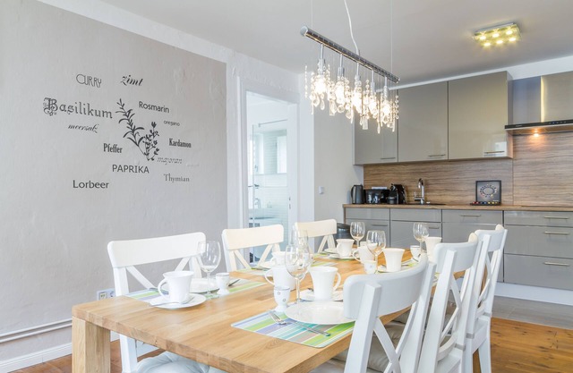 Excl. industrial loft3 on the canal in HH- Uhlenhorst, 12 min. to main station