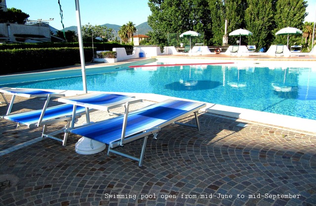 EXCLUSIVE APARTMENT WITH SWIMMING POOL 4 BEDS * * Free WIFI *