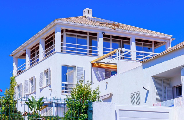 Exclusive town home in the holiday complex Monte da Galé with communal pool