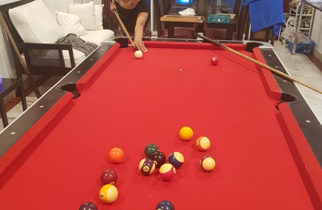 Exclusive Villa, 6 Bedrooms, Private Pool, Garden View, 10 Mins LK Metro