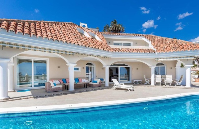 Exclusive villa with stunning view