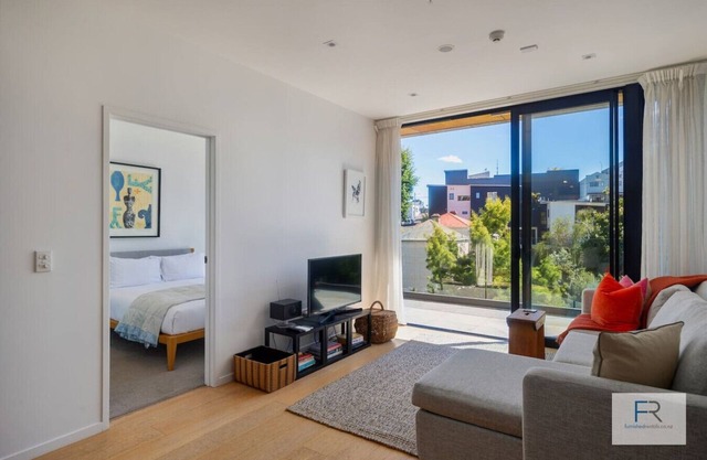 Exec Garden View Apartment