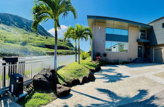 Executive Balinese Vacation Home in Hawaii Kai