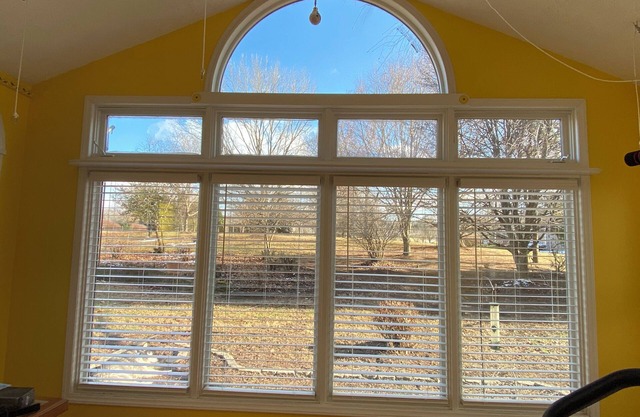 Executive Home Near Golf Course In Radford, VA