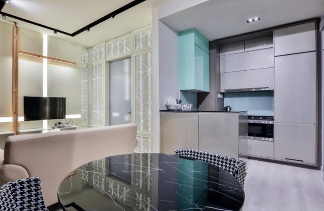 Executive Suite with Garden View 5