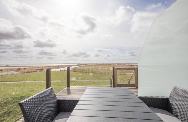 Exklusive Wohnung auf dem Deich an der Nordsee