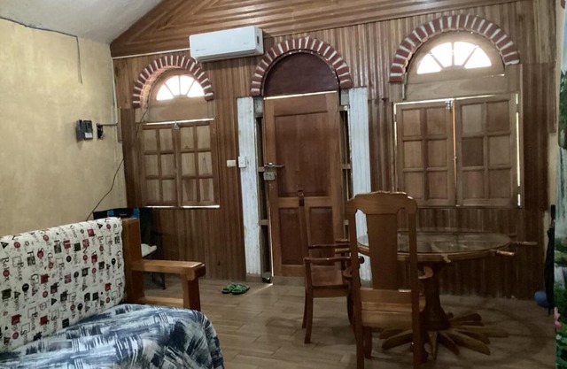 Exotic flower cabin pool