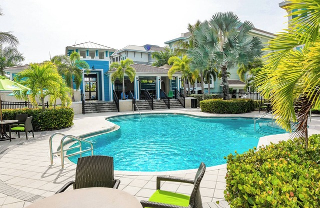 Experience a Luxurious Penthouse Near Anna Maria Island with Resort Amenities! -