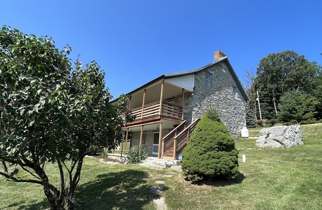 Experience rural charm at this historic farm in the mountains near Gettyburg.