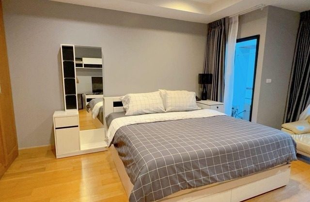 Exquisite Entire Condo in Prime Location Lumpini Park, CentralWorld