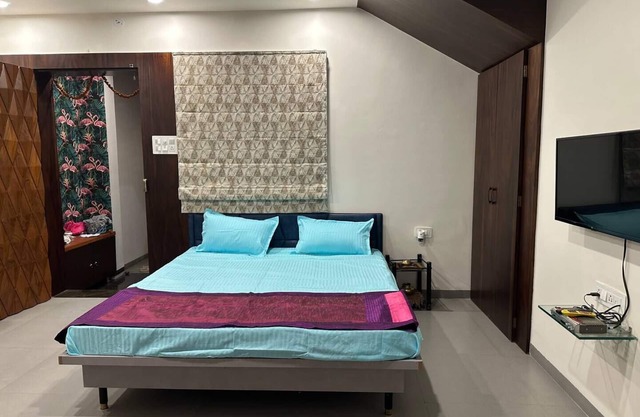 Exquisite 1BR in a villa with private kitchen