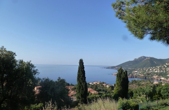 EXTRAORDINARY PANORAMIC SEA VIEW