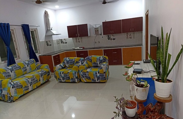 F2- 2 bedroom hill view unit for a happy stay