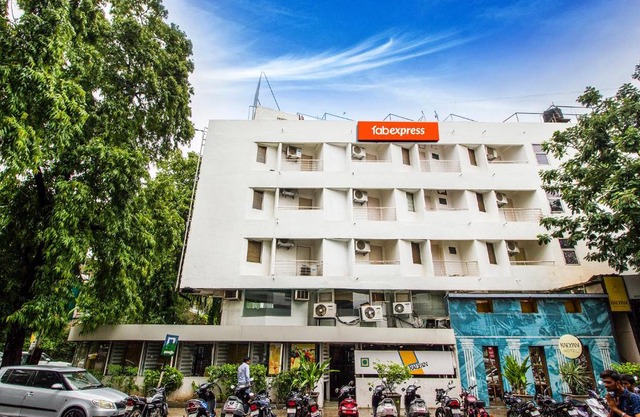 FabExpress Kalyan - Nr Dairy Dan Circle