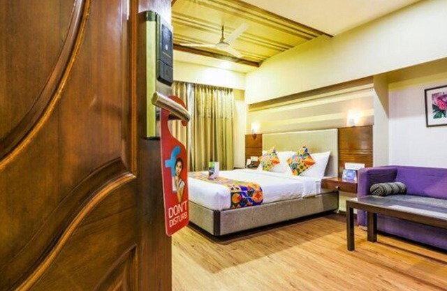 Fabhotel Astra Berry'S