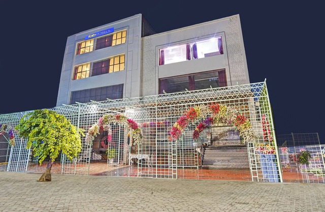 Fabhotel Golden Rivaah