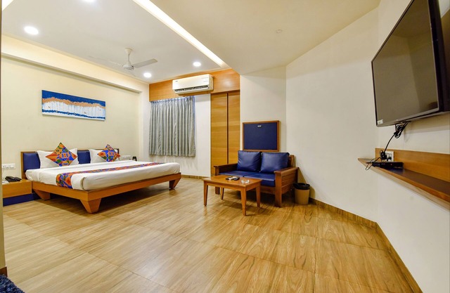 Fabhotel Prime Grand Unity