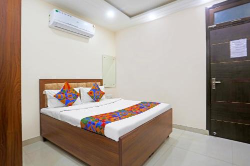 FabHotel The Hide Away